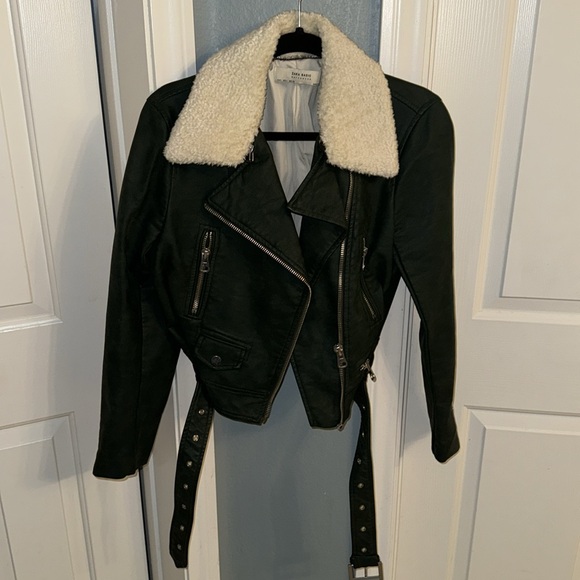 Zara faux leather moto jacket - Picture 2 of 6